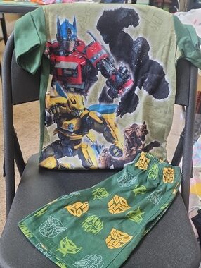 *nd Sz 6/7 Hasbro Transformers Kids PJs - Green & Yellow